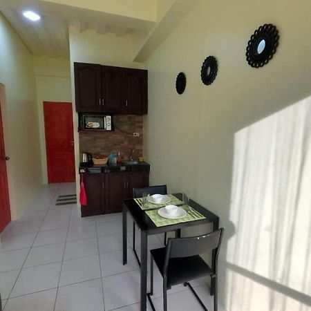 Dumaguete City Antwet Backpacker'S Inn & Rooftop Bar מראה חיצוני תמונה