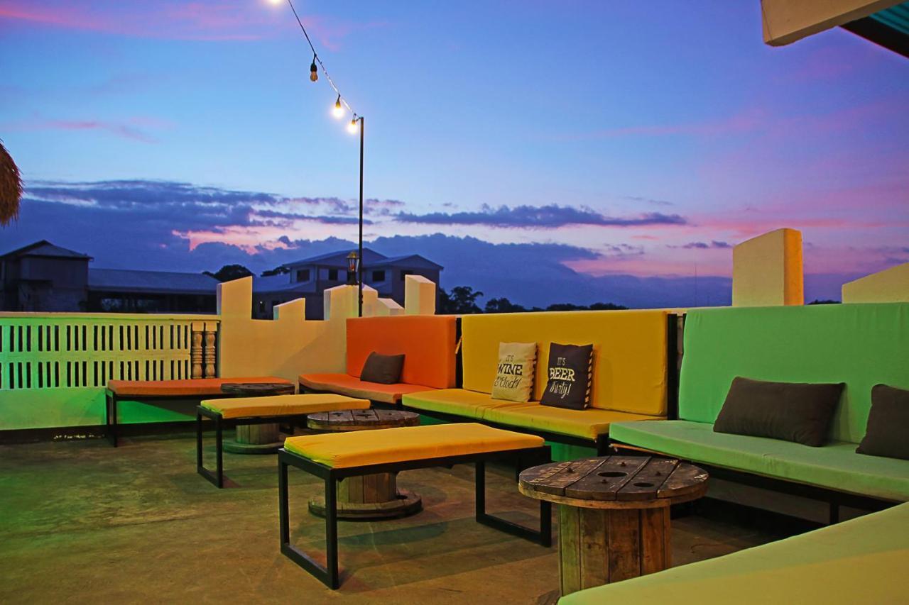 Dumaguete City Antwet Backpacker'S Inn & Rooftop Bar מראה חיצוני תמונה