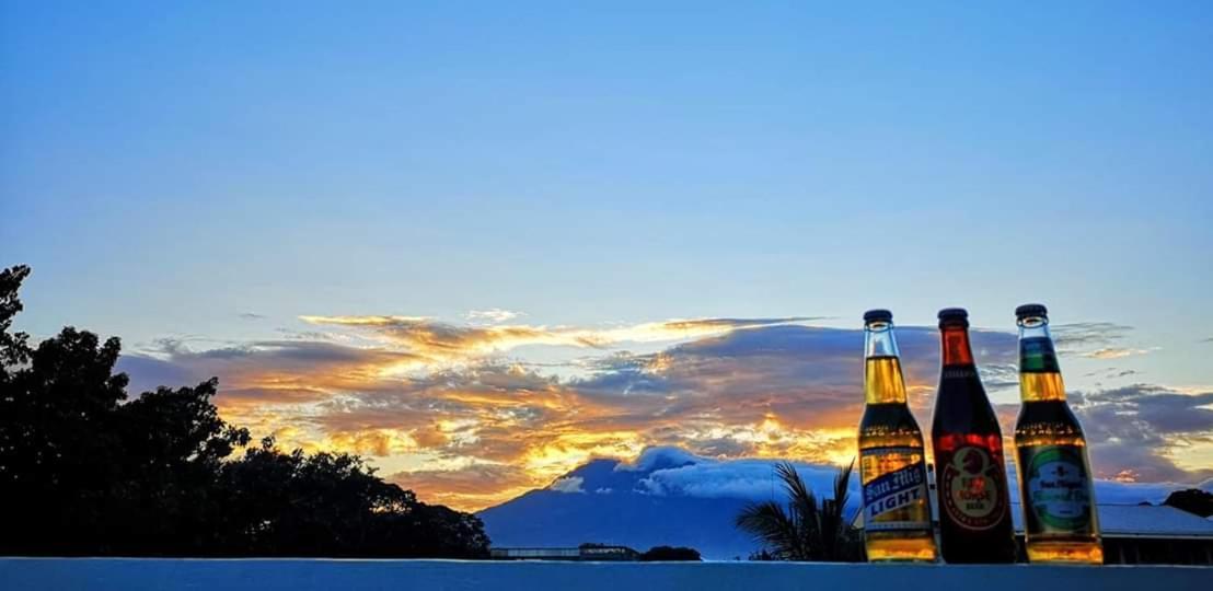 Dumaguete City Antwet Backpacker'S Inn & Rooftop Bar מראה חיצוני תמונה