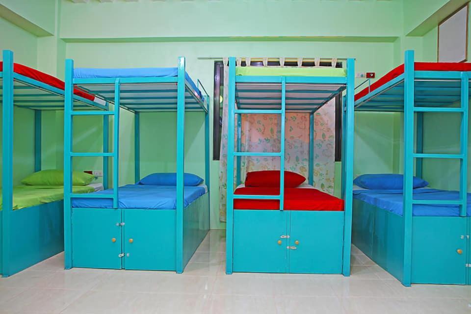 Dumaguete City Antwet Backpacker'S Inn & Rooftop Bar מראה חיצוני תמונה