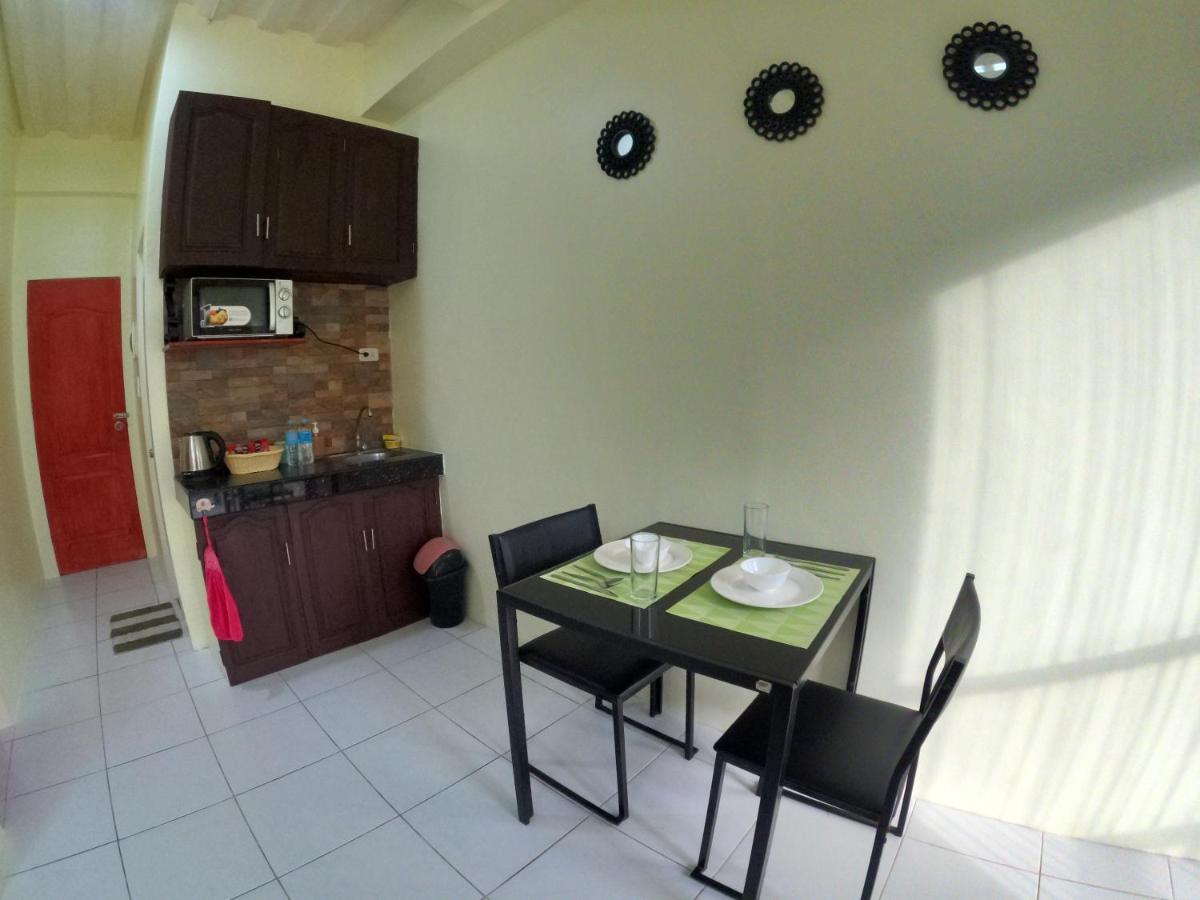 Dumaguete City Antwet Backpacker'S Inn & Rooftop Bar מראה חיצוני תמונה