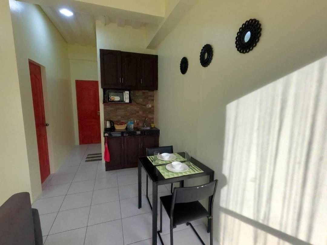 Dumaguete City Antwet Backpacker'S Inn & Rooftop Bar מראה חיצוני תמונה